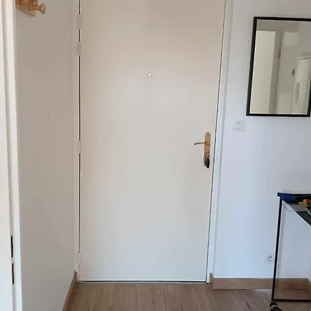 Appartement Avec Balcon Et Ascenseur Sur Calais Exterior photo
